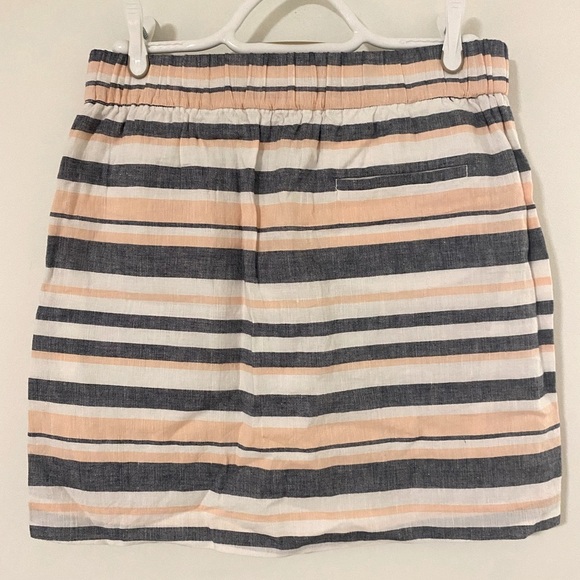 Striped skirt w/ pockets & stretchy, belted waist - Picture 2 of 2
